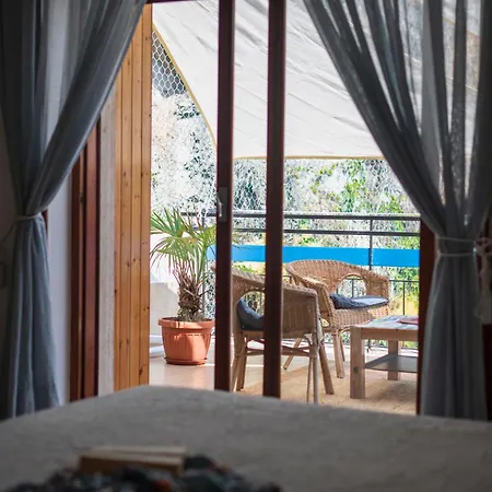 Skyview Paradise House Apartman