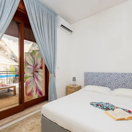 Skyview Paradise House شقة *