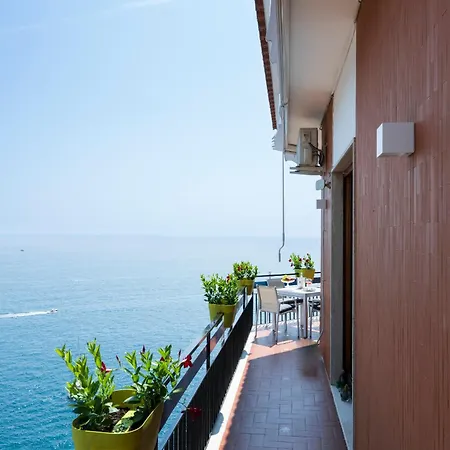 Skyview Paradise House Apartamento Amalfi