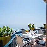Skyview Paradise House أمالفي