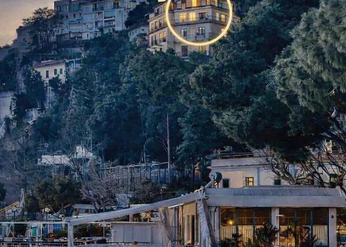 Skyview Paradise House *